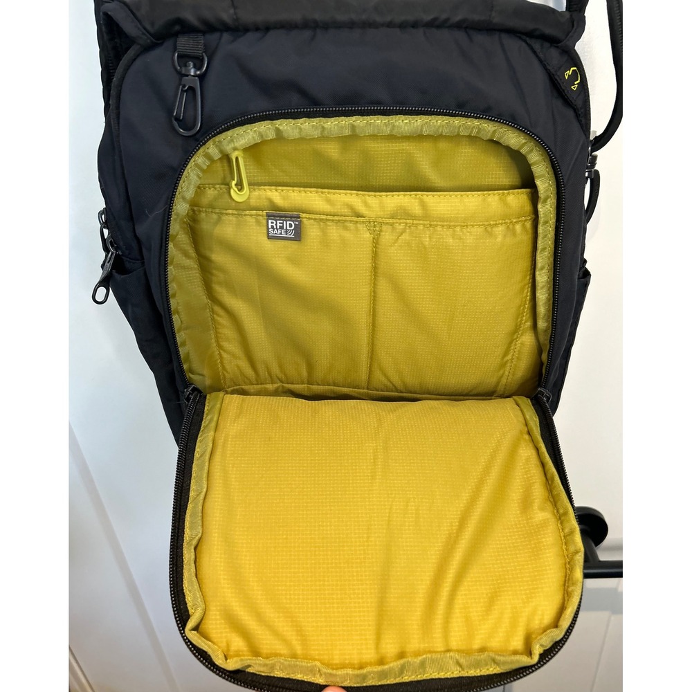 Pacsafe Metrosafe LS200 Anti-Theft Travel Crossbody Messenger Bag Black RFID - Picture 8 of 12